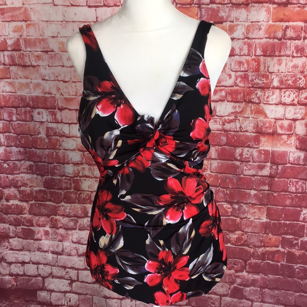 Catalina Suddenly Slim One Piece Bathing Suit